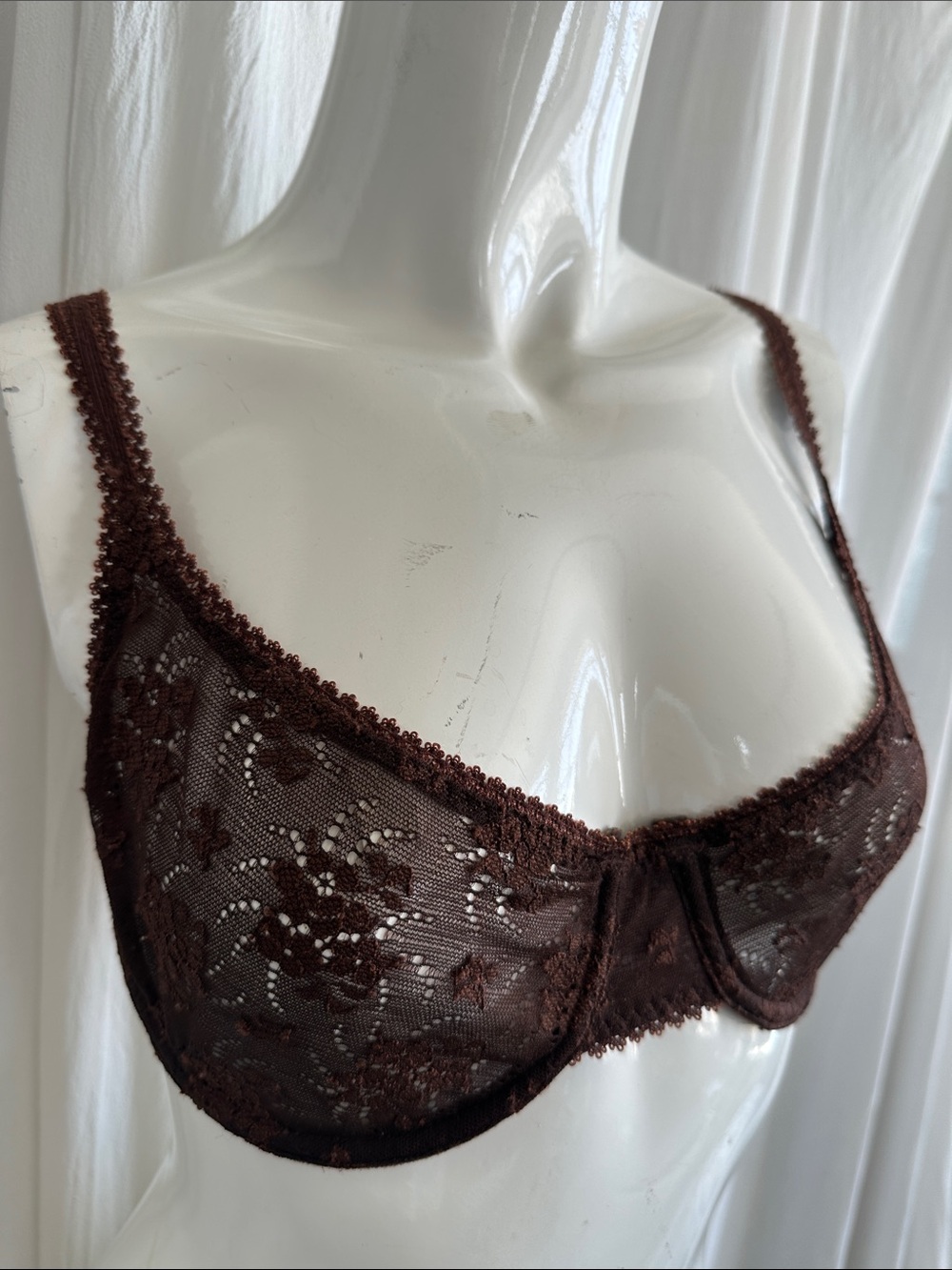 1990 Lace Bra Chocolate color Vintage Used No Label Designer Under Wire 34 B